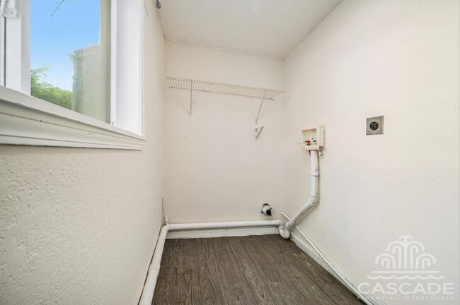 Photo - 707 N Forest Ave