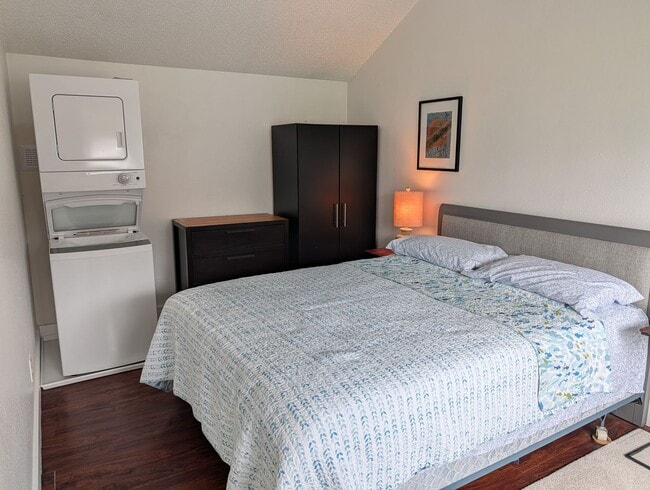 Photo - State Street Unit State Street, 511