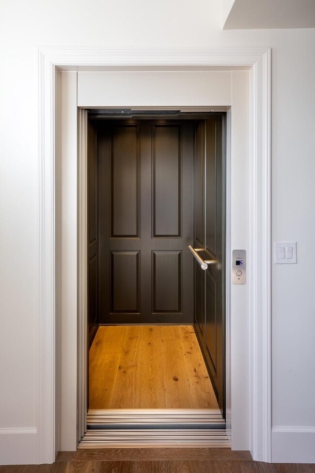 Photo - 164 Waverley St