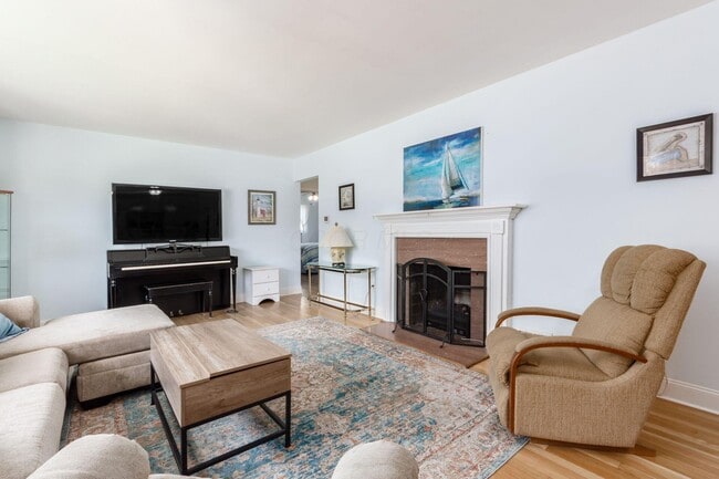 Photo - 2022 Milden Rd