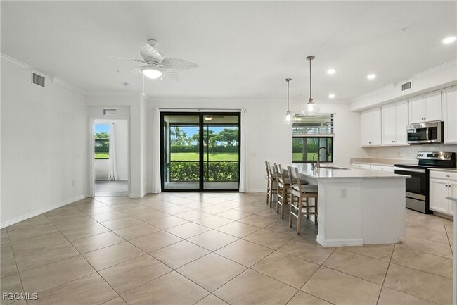 Building Photo - 12039 Hawthorn Lake Dr Unit 102 Rental
