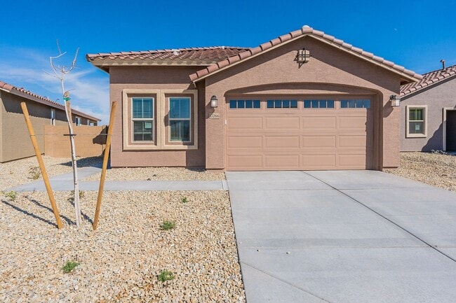 Building Photo - Modern Elegance in the Heart of Asante – Like-New 4 Bedroom Home