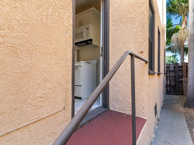 Photo - 119 Orange Ave Unit 02