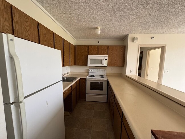 Photo - Pearl Regency #1913 Unit 1913