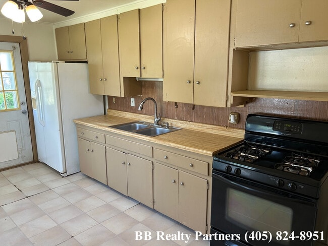 Photo - 7419 East 131st St S