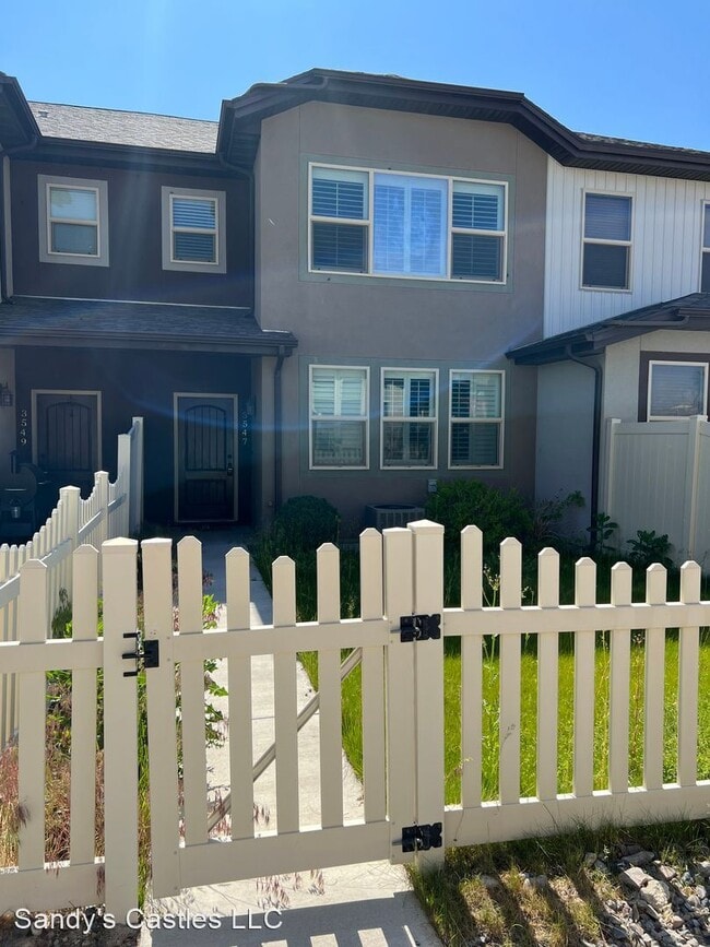 3 br, 2.5 bath House - 3547 Autumn Colors Dr. - 3 br, 2.5 bath House - 3547 Autumn Colors Dr.