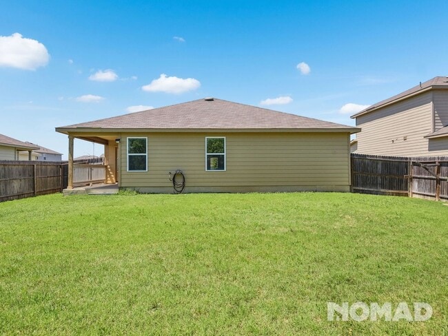 Photo - 536 Long Leaf Dr