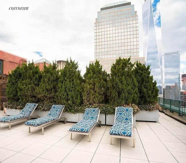 Photo - 225 Rector Pl