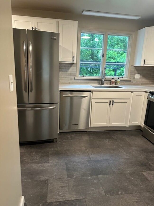 Photo - 1614 Stone Rd