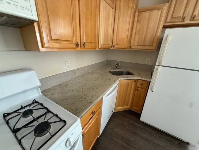 Photo - 2389 Mountain Ave Unit 2