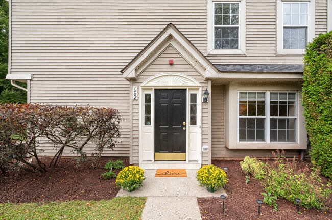 Photo - 1408 Black Walnut Dr