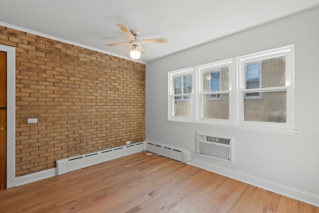 Photo - 1506 Glencoe Ave