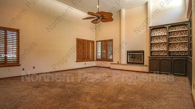 Photo - 612 Willow Glen Dr