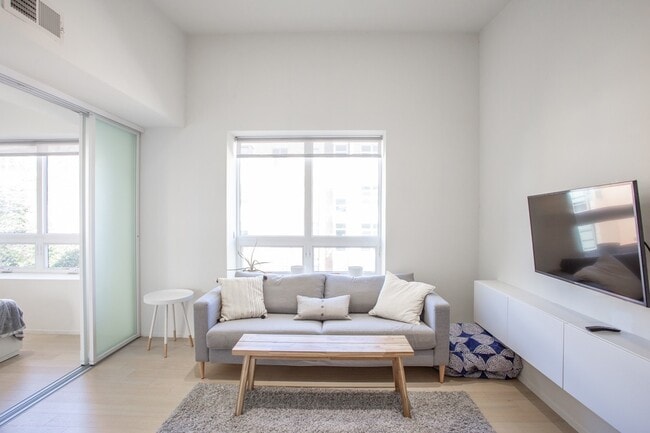 Photo - 2 Bed/2 Bath  Modern Condo in the Heart of Adams Morgan