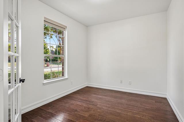 Photo - 1037 Everglades Dr