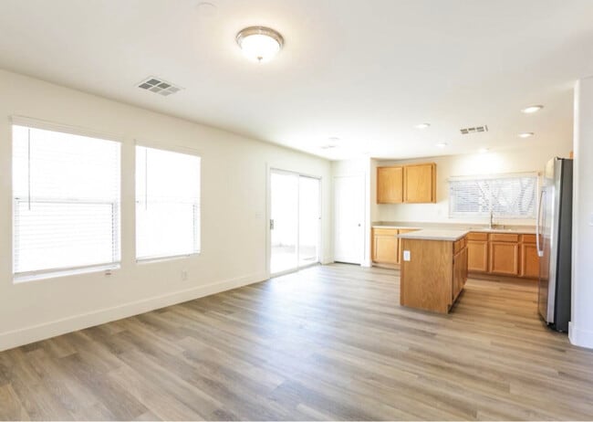 Building Photo - 3212 Ferdilah Ln