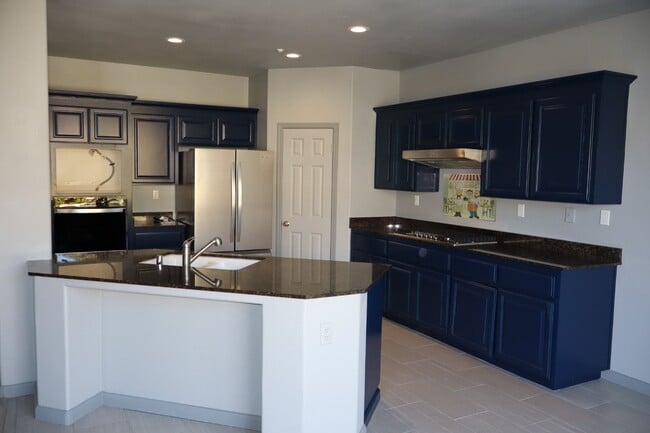 Photo - Spacious 5 Bedroom 3 Bath home in Harden Ranch