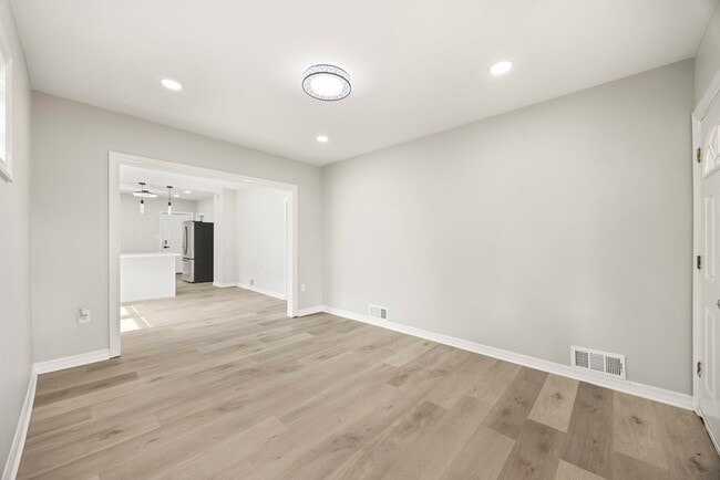 Photo - 12106 S Emerald Ave