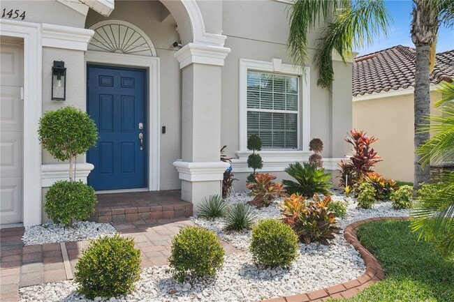 Photo - 1454 Lakeside Ave