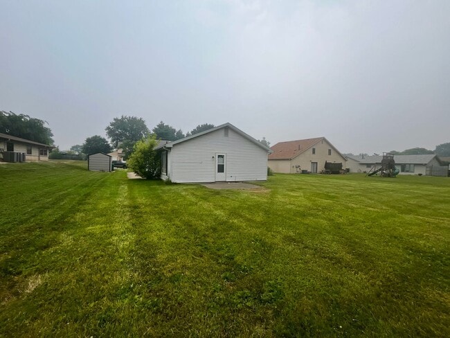 Photo - 3326 Kendale Dr