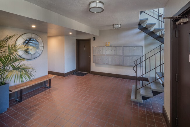 Photo - 540 Elm St Unit 8