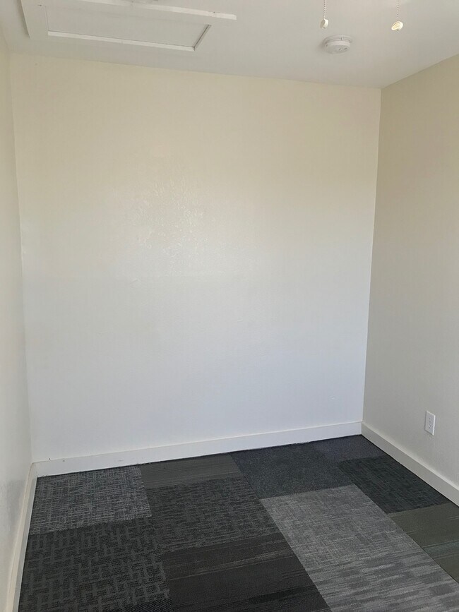 Photo - 3424 SW Brendan Ave Unidad 3424 SW Brendan