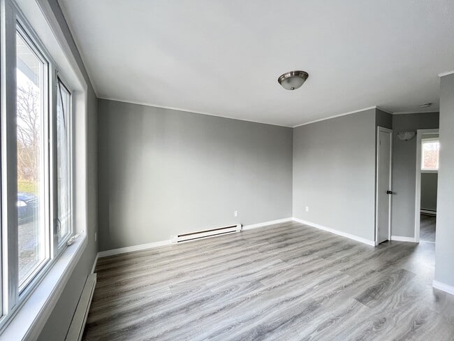 Photo - 27 Barnes Rd Unit 2