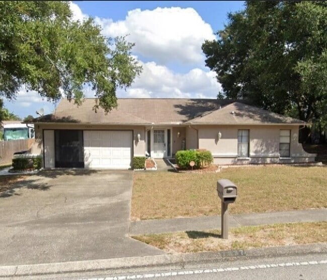 Photo - 7337 Orchid Lake Rd House
