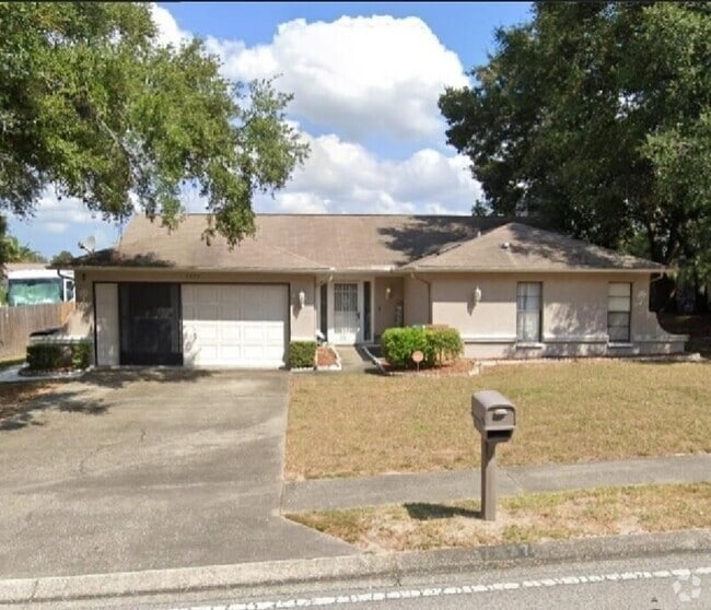 Building Photo - 7337 Orchid Lake Rd Rental