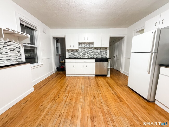 Photo - 23 Wiklund Ave