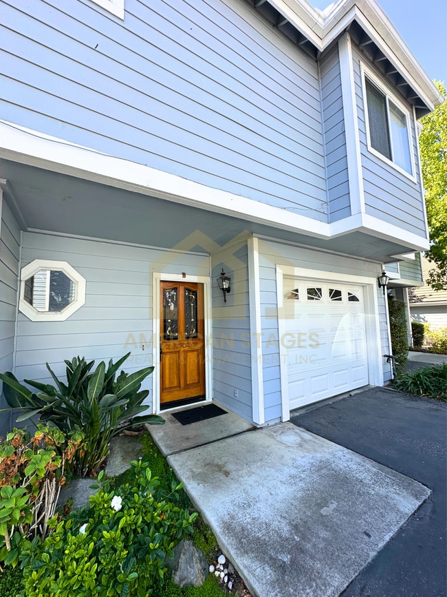 Photo - 1686 Eucalyptus Dr
