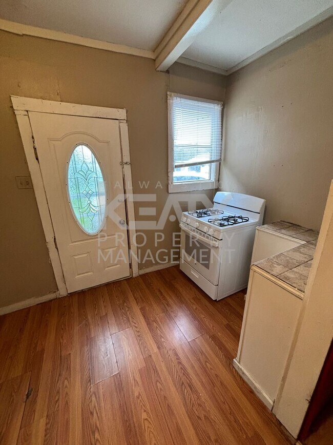 3 Bedroom, 1 Bathroom House Now available ... - House Rental in New ...