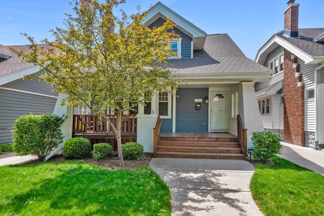 Building Photo - 1511 N 52nd St