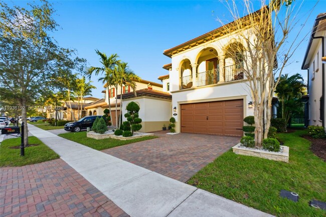 Photo - 9220 Meridian Dr N