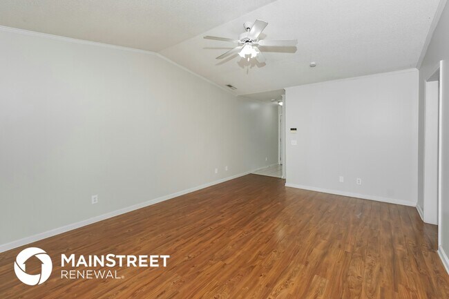 Photo - 1724 Del Monte Way