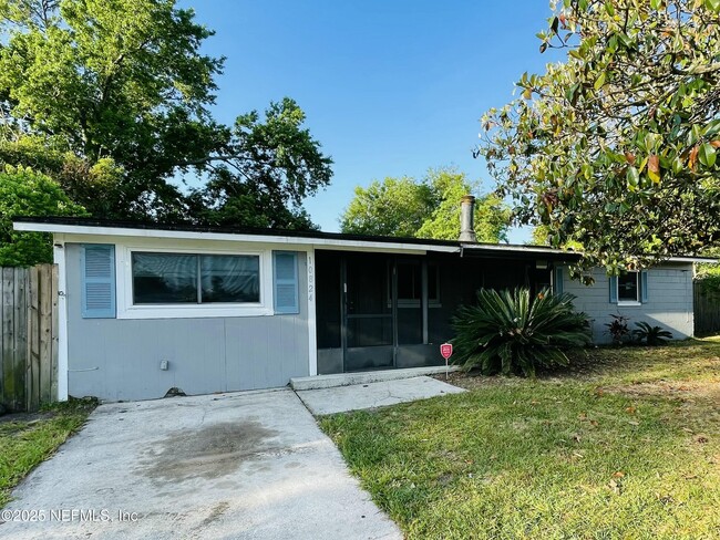 Photo - 10824 Indies Dr N House