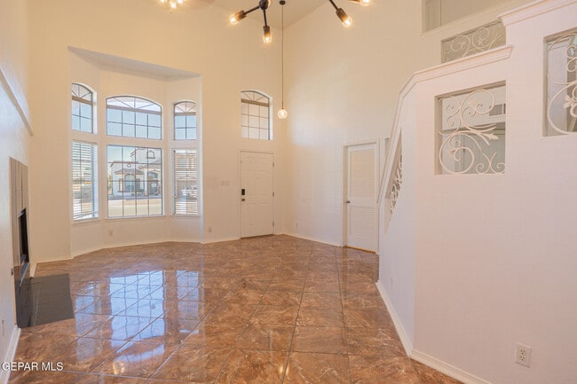 Photo - 1497 Dunlin Pl