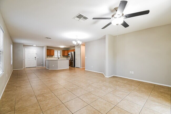 2541 S De Soto Rd