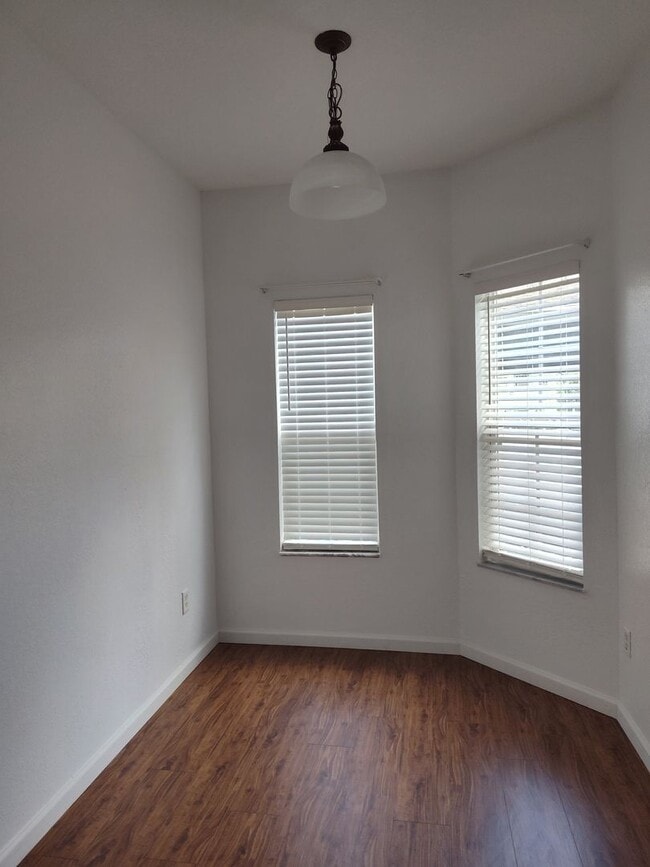 Photo - MARION REFLECTIONS Unit 2935