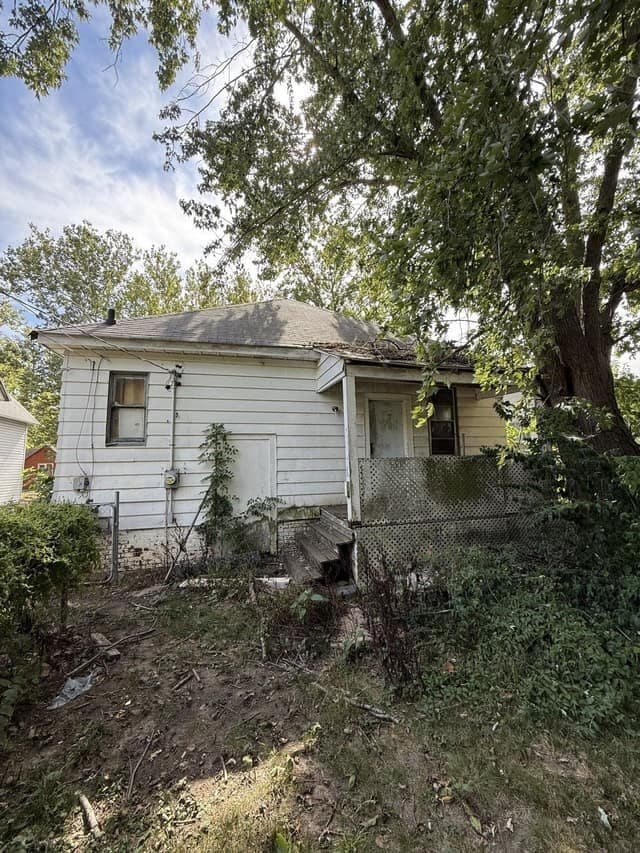 Photo - 1096 W Green St