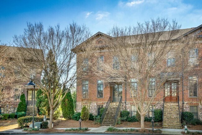 Photo - 2010 Heathermere Way