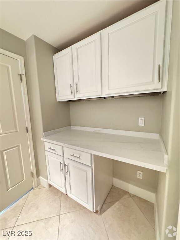Building Photo - 694 Riverband Pl Rental