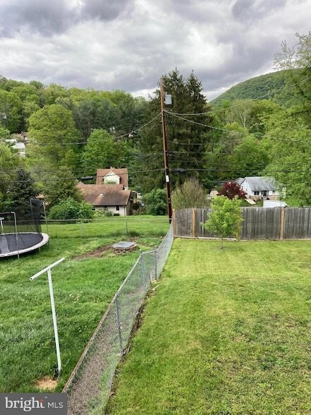 Photo - 12000 Iris Ave