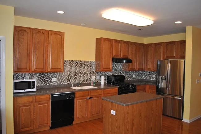 Photo - 825 Lewisburg Ln