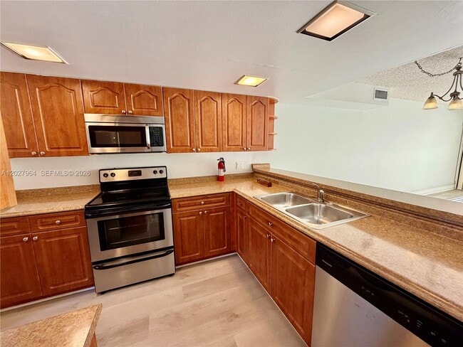 Photo - 4403 SW 70th Terrace