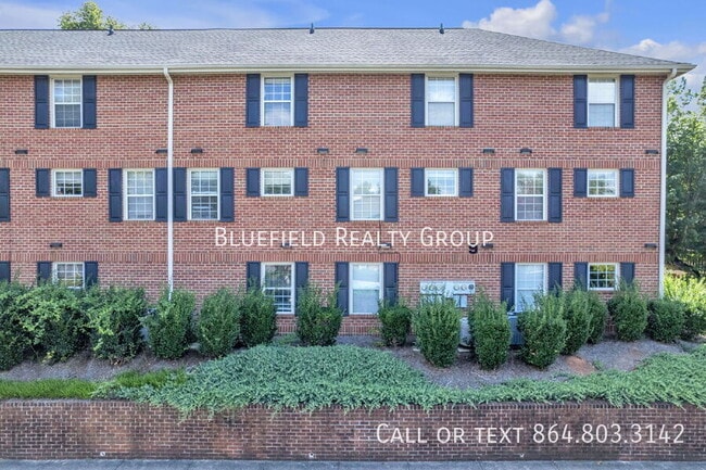 Photo - 250 Elm St Unit 505
