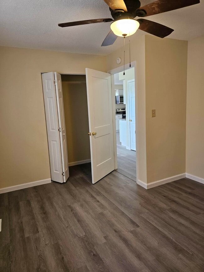 2611 Browns Mill Rd