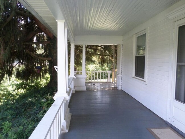Photo - 1075 Cambria St NE