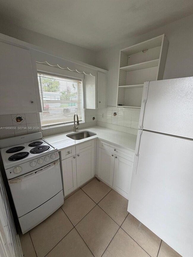 Photo - 5411 Ravenswood Rd Unidad 6