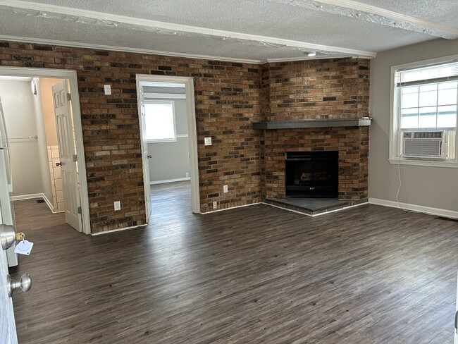 Photo - 2819 McKinley Rd